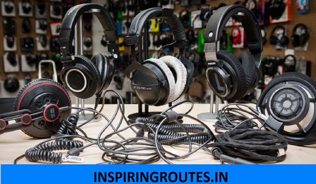 Best Travel Headphones to make your Travel Fun